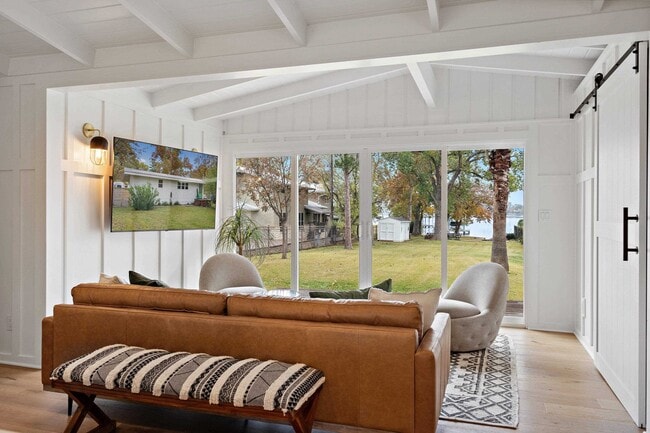 Building Photo - 316 Beach Dr