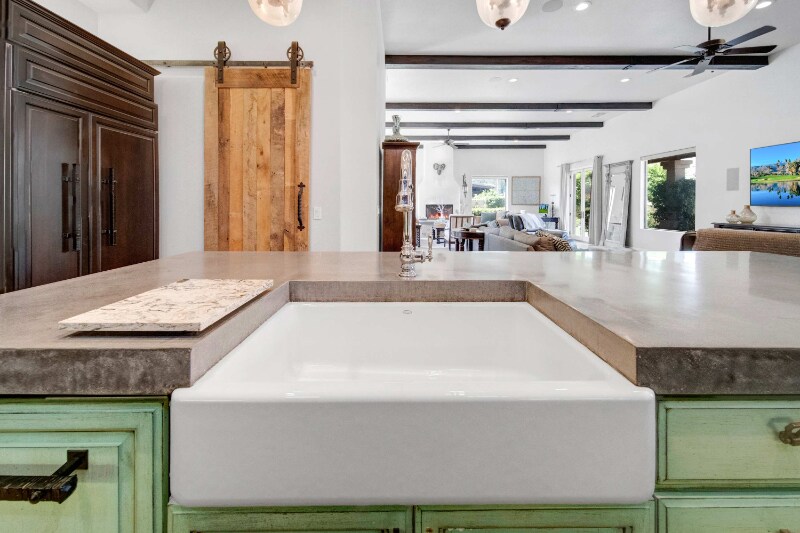 Building Photo - 57721 Santa Rosa Trail