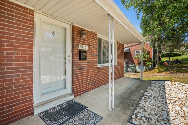 Building Photo - 5116 Cherryvale Dr