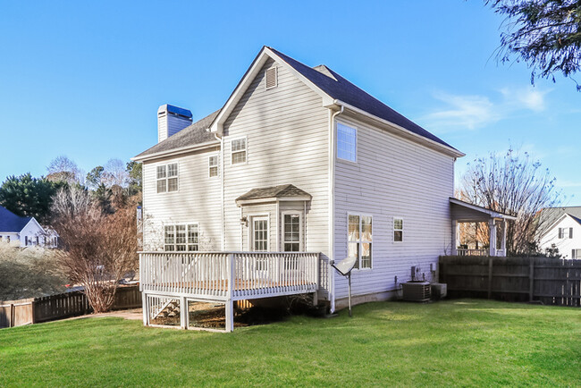 Building Photo - Spacious Backyard in Douglasville, GA