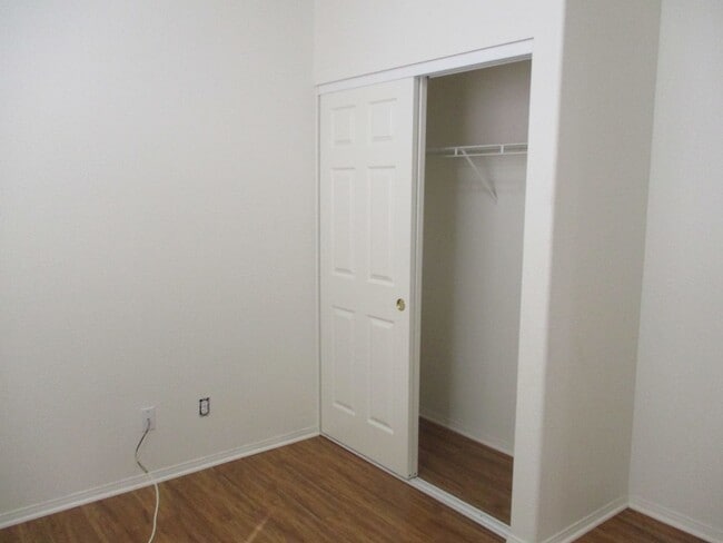 Building Photo - Desirable & spacious Sabre Springs 5 bedroom 3 bath 2 story home!