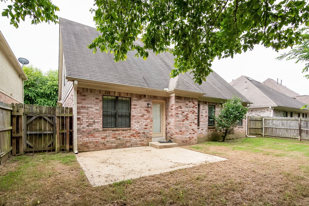 Building Photo - 8018 Jills Creek Dr