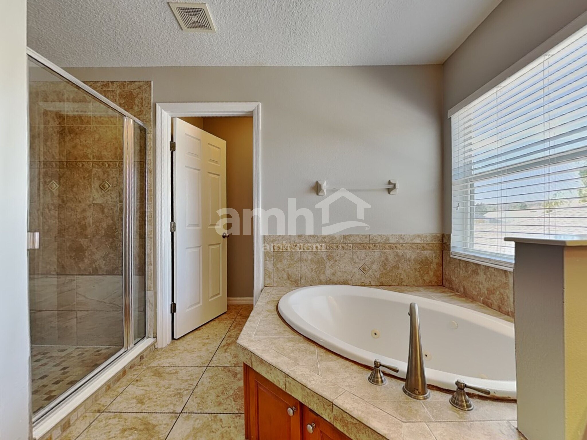 Building Photo - 15046 Braywood Trail