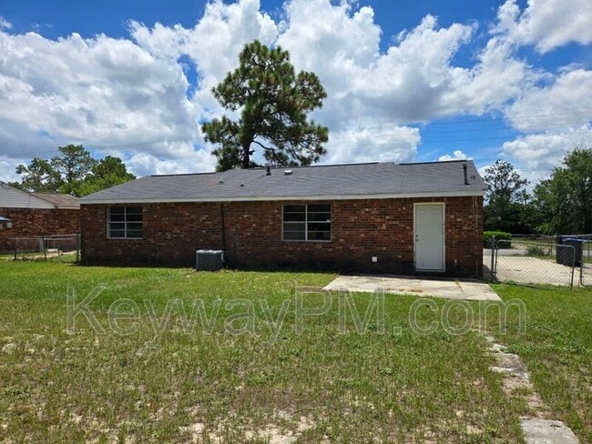 Building Photo - 2675 Teakwood Dr