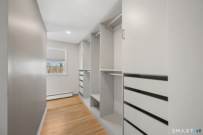 Building Photo - 75 Rivergate Dr