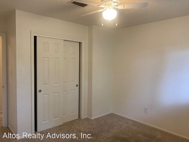 Building Photo - 3 br, 2 bath House - 2300 E Geddes Ave #H
