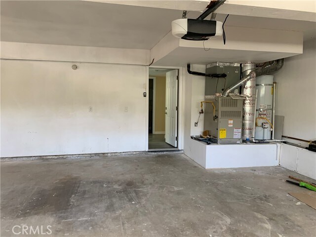 Building Photo - 2421 Pamela Ln