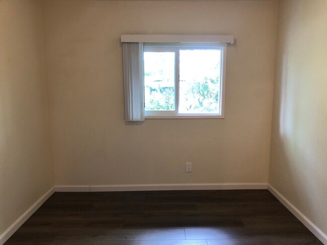 Building Photo - 16-2100-2100 Lehua Dr