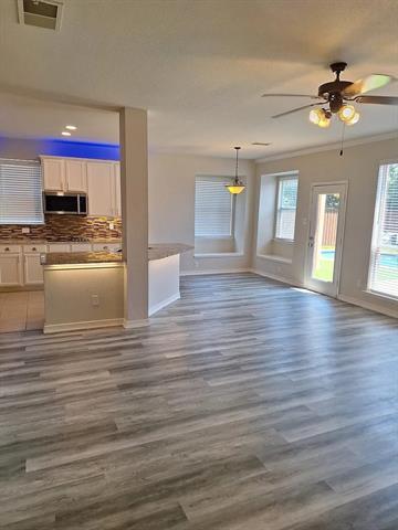Building Photo - 403 Colony Dr