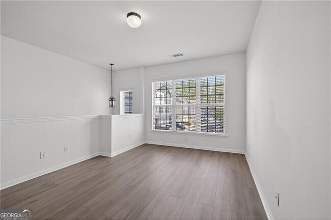 Building Photo - 1805 Liberty Pkwy NW