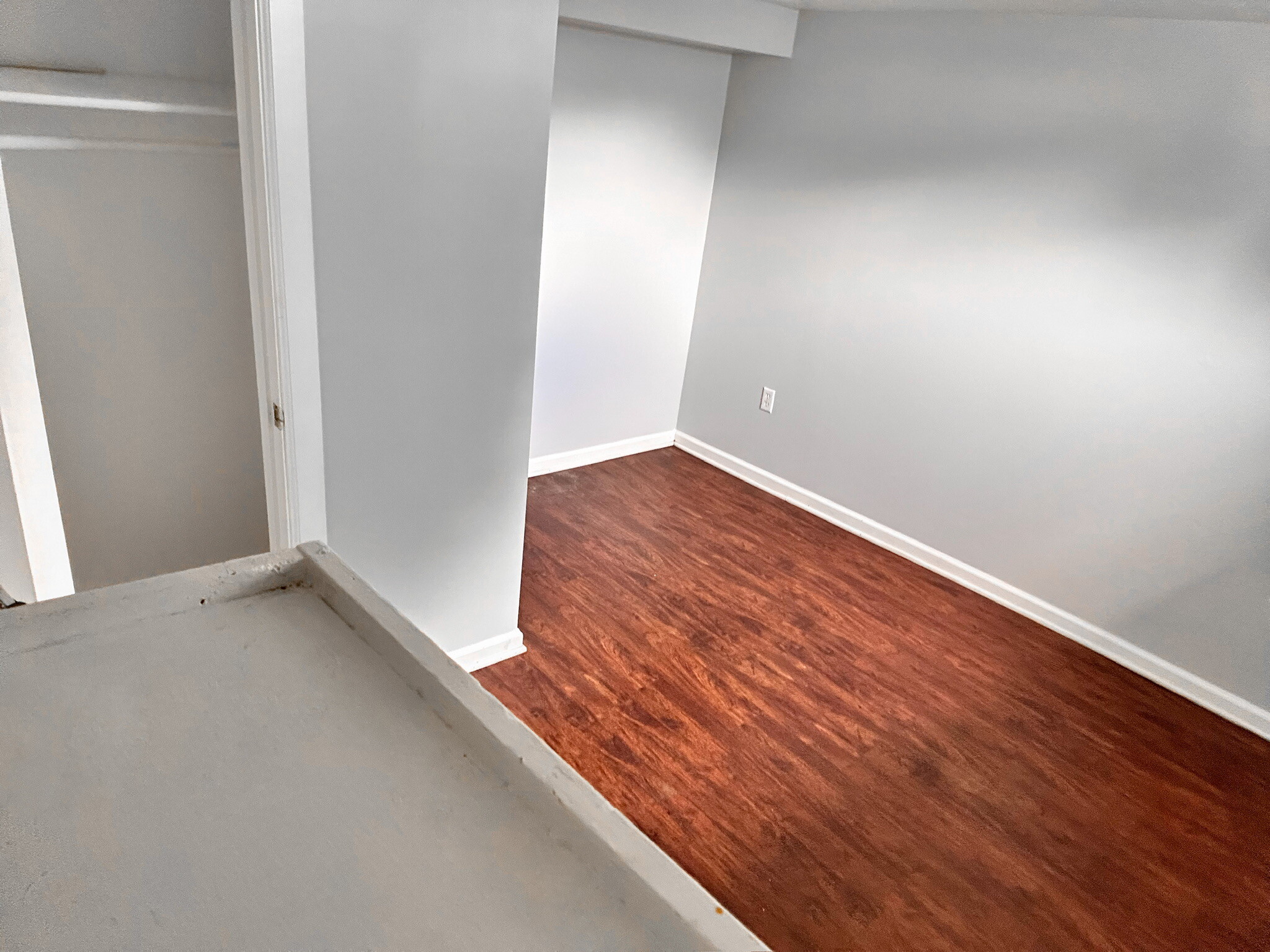 Building Photo - 101 River St