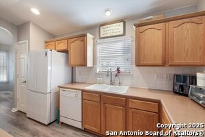 Building Photo - 6719 Dragon Creek