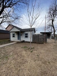 Building Photo - 3943 W 8th St