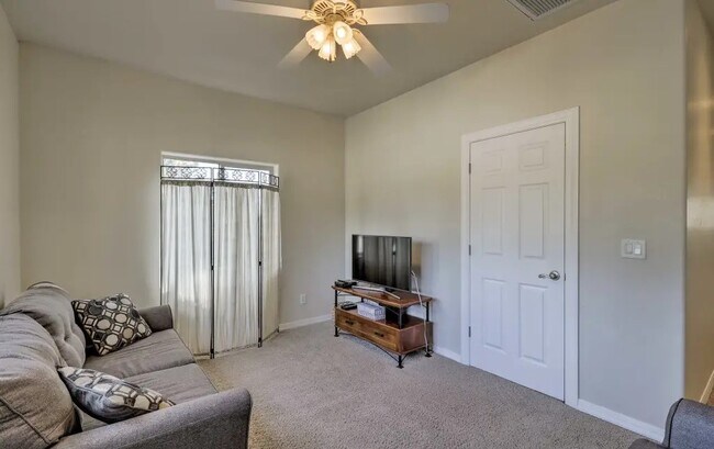 Upper loft with closet - 210 W Cedar Ave