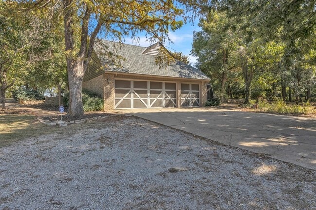 Building Photo - 4075 St Croix Dr