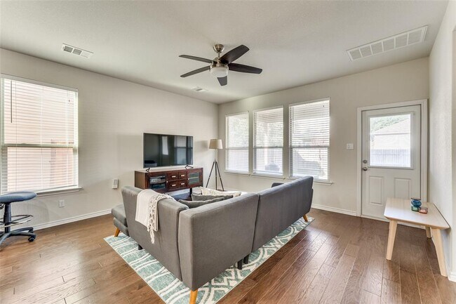 Building Photo - 16020 McAloon Way
