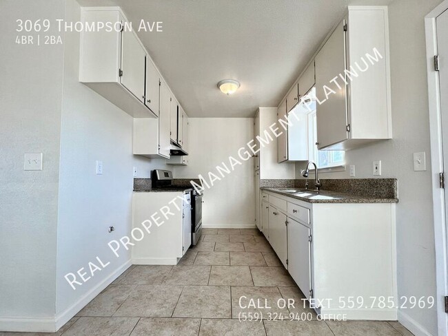 Building Photo - $2,250 Thompson & Floral, $300 Move in bon...