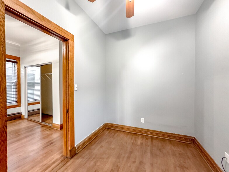 Building Photo - 3415 W McLean Ave