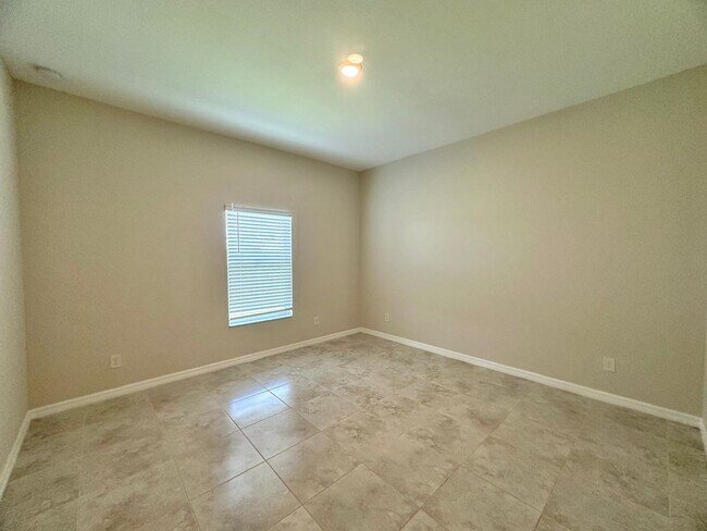 Building Photo - 624 Corrientes Cir