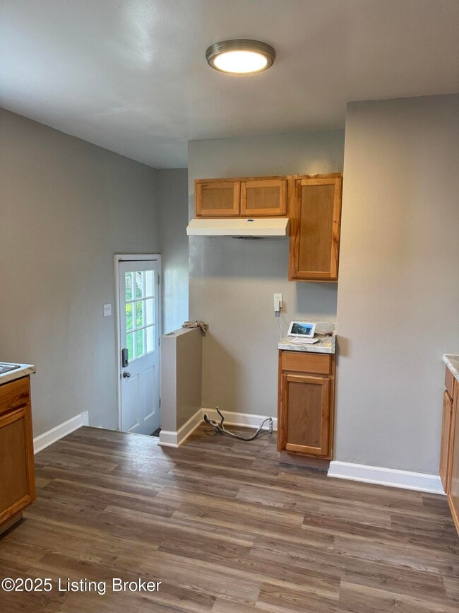 Building Photo - 104 N 45th St