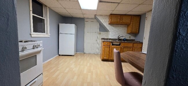 Building Photo - 1730 S Nicollet St