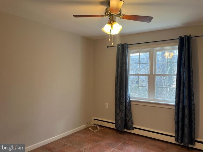 Building Photo - 6822 Sorrel St