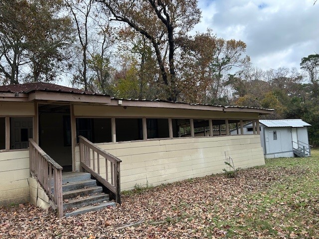 Building Photo - 111 Lazy Trail