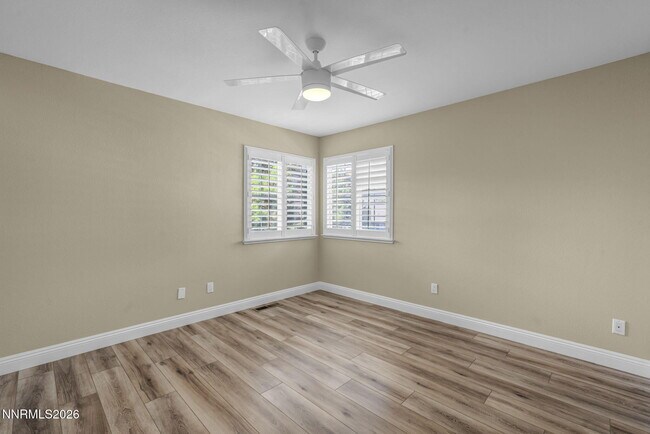Building Photo - 6490 Brookview Cir