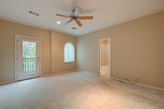 Building Photo - 109 Asbury St