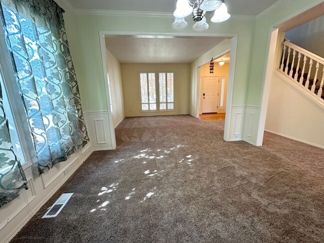 Building Photo - 4 Bedroom Bethany Home with Office on Main Level!