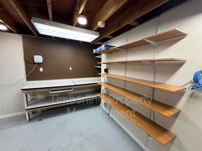 Building Photo - 203 Saddlemountain Rd
