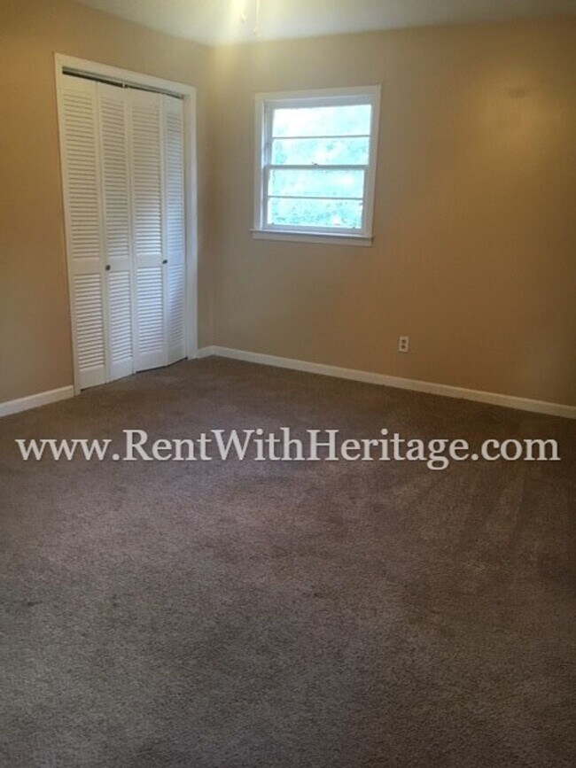 Building Photo - 5407 Wilder Dr