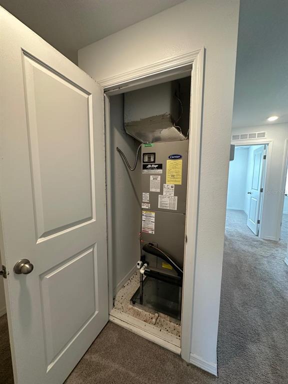 Building Photo - 118 Mandovi St