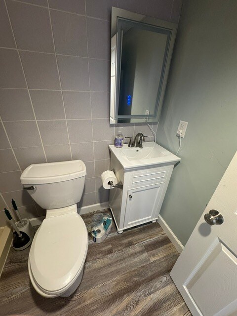 bathroom - 29 Hancock Ave