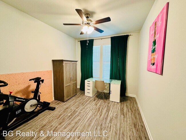 Building Photo - 3 br, 2 bath House - 34220 Garnet Lake Dr