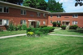 Building Photo - Highland Manor Apartments