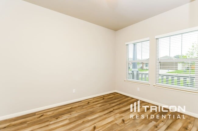 Building Photo - 13504 Paxton Boulevard Saint Hedwig TX