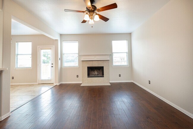 Building Photo - 1509 Heron Dr