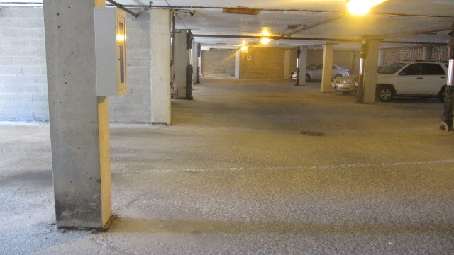 Building Photo - 2320 N Nordica Ave