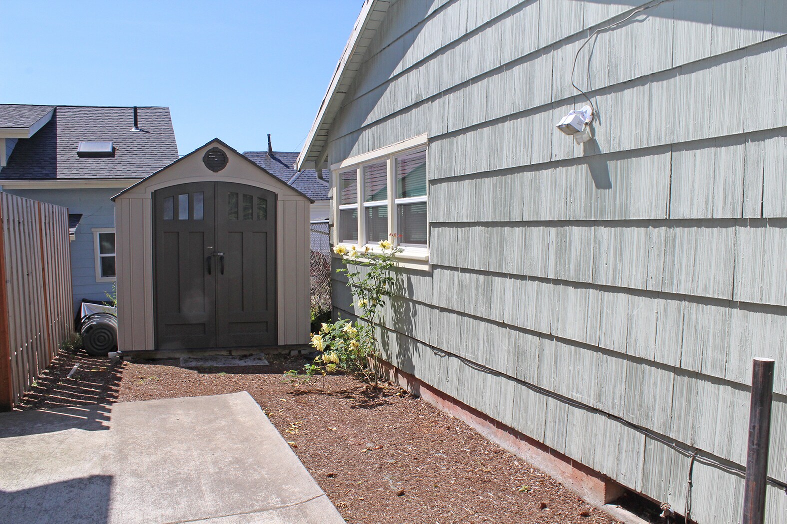 Building Photo - 4222 SE Holgate Blvd
