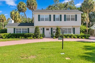 Building Photo - 4 bed, 3ba, 2 car garage home in Culbreath Heights