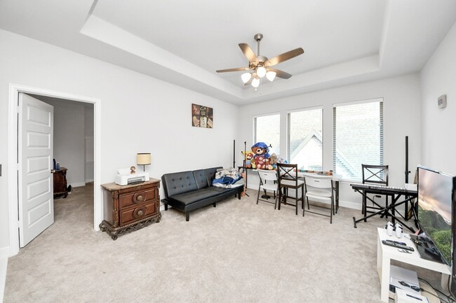 Building Photo - 5506 Onyx Fls Dr