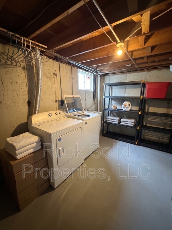 Building Photo - 4017 Baldwin Dr