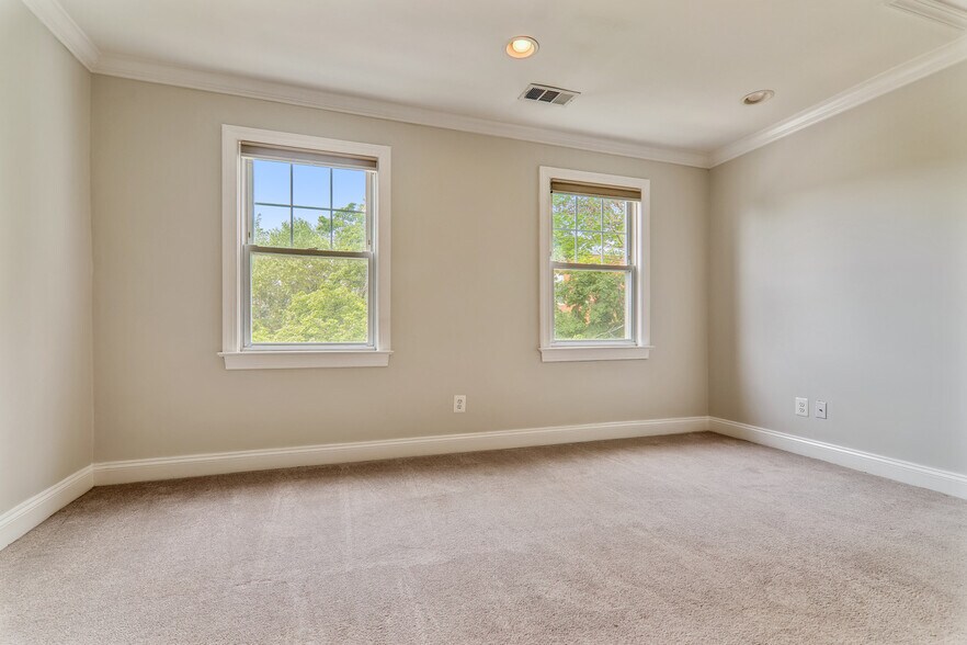 Living Room Space - 728 5th St SE