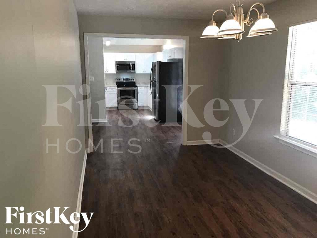 Building Photo - 20 Mildred Ln