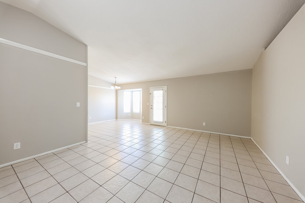 Building Photo - 9632 W El Caminito Dr