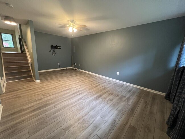 Building Photo - 1002 Timber Creek Dr