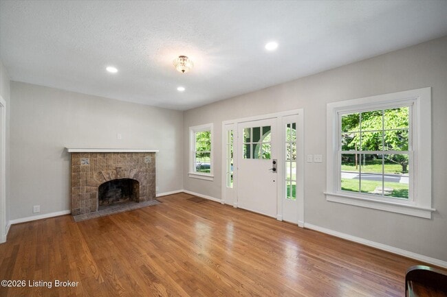Building Photo - 4513 S 6th St