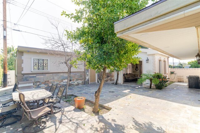 Building Photo - 2138 N Frederic St