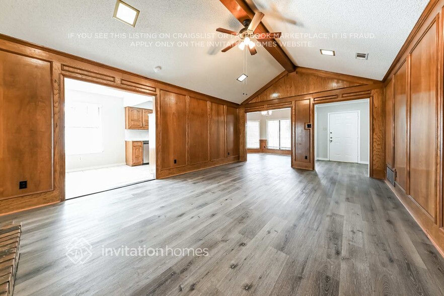 Building Photo - 1806 Seabrook Dr